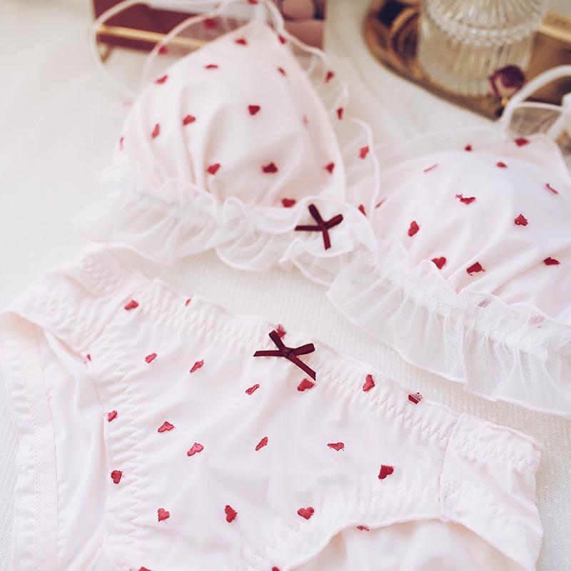 Beating Hot Love Kawaii Bralette Set