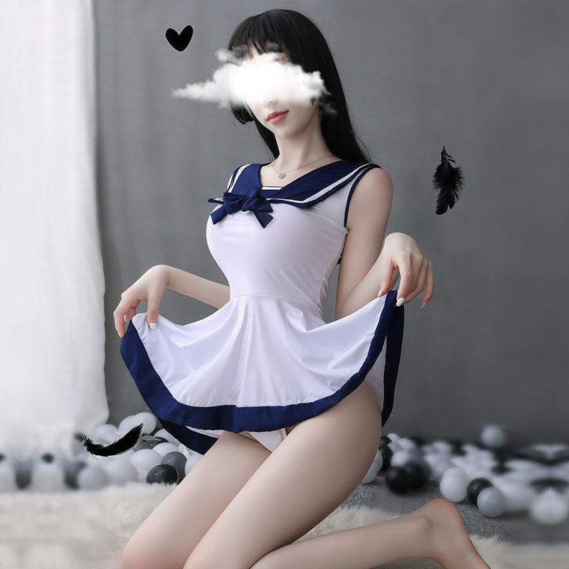 セクシーな日本の制服誘惑スーツ