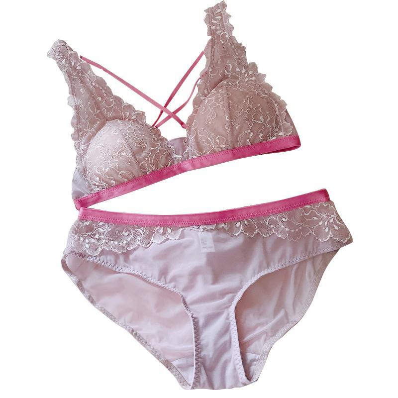 Pink and purple sexy girl lace cross beautiful back underwear no steel ring triangle cup bra set