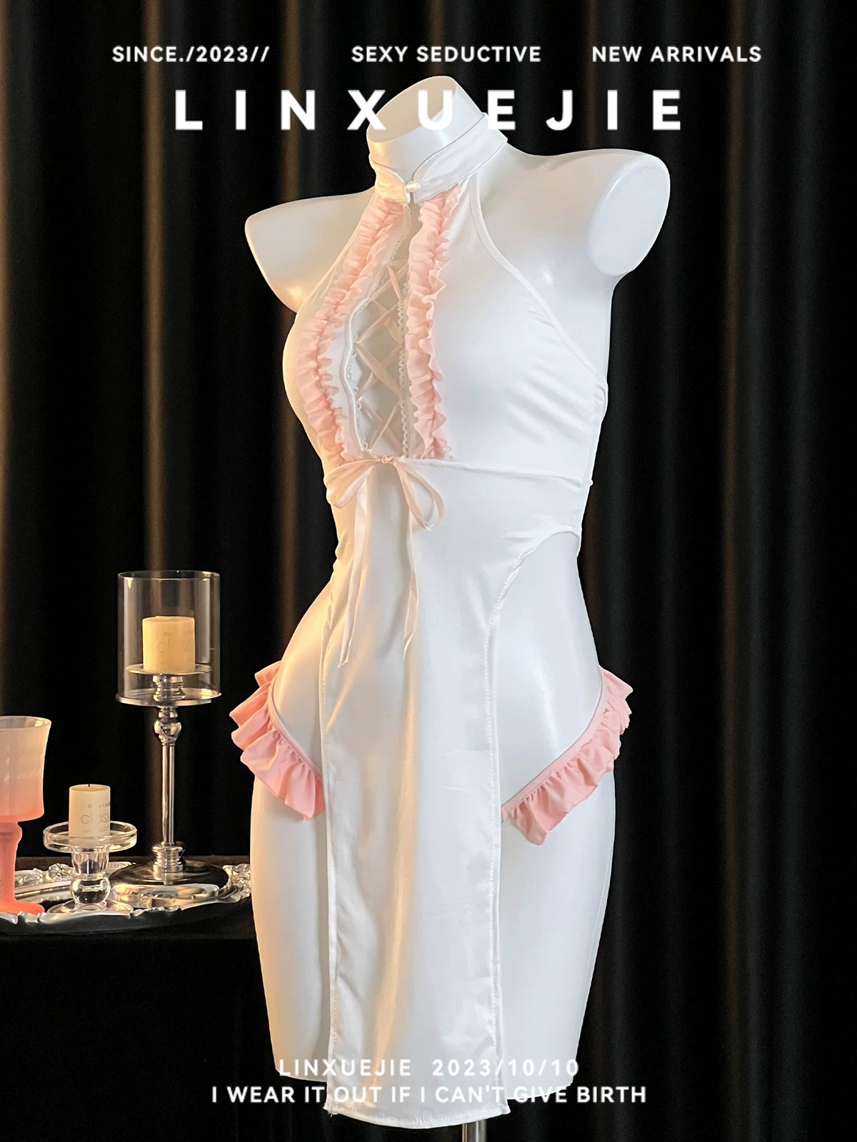 Anime-japanischer Stil, sexy Schlüsselloch-Schnürkleid, Dienstmädchen-Dessous 