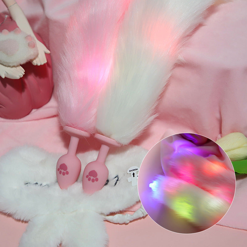 Rubber Buttplug With A Shining Light Tail
