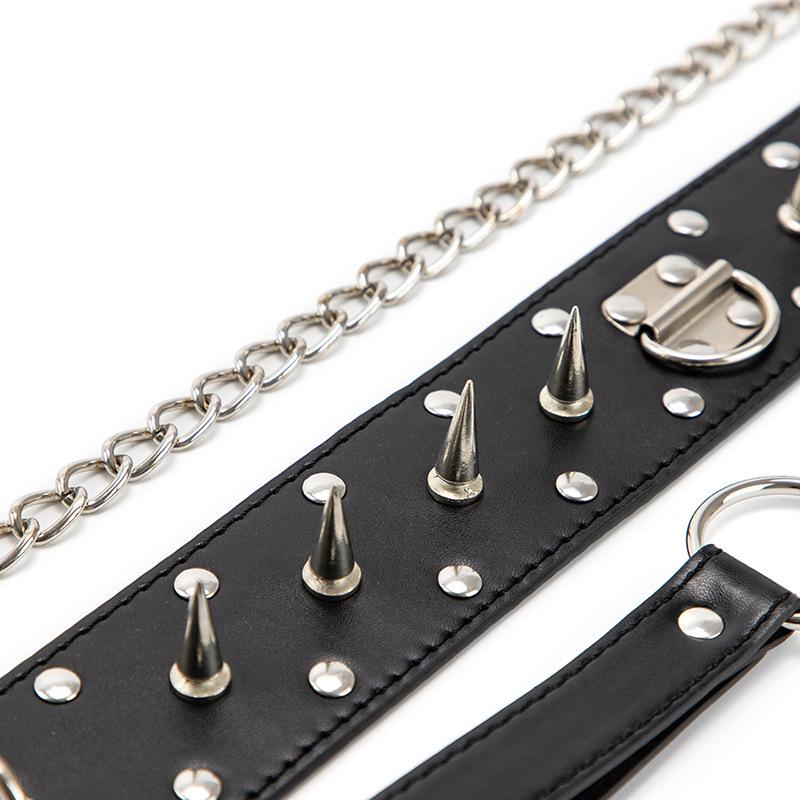 The way She Moans Collar - Lock