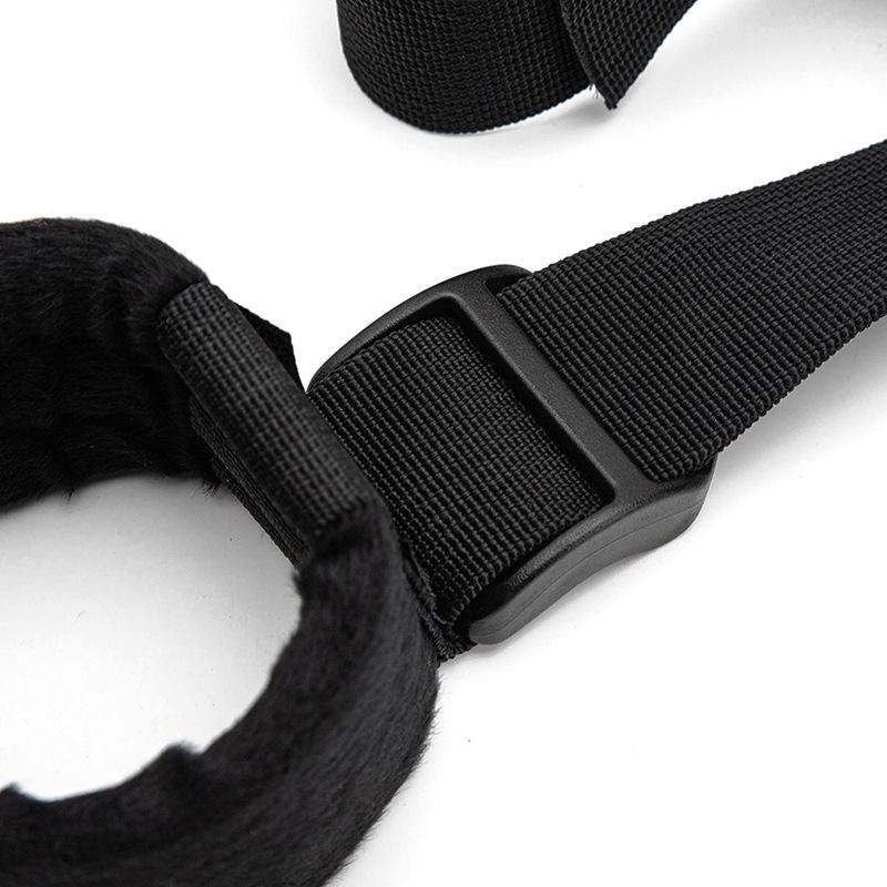 Blindfold Leg Spreader Bar