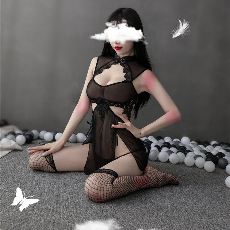 Japanisches sexy durchsichtiges Halfter mit offener Brust 