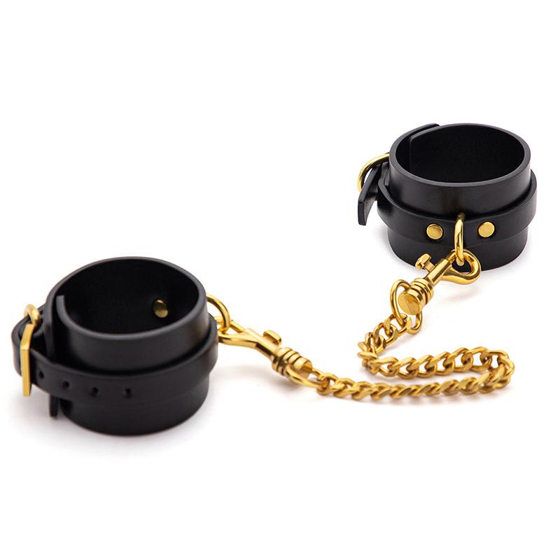 Desires Handcuff