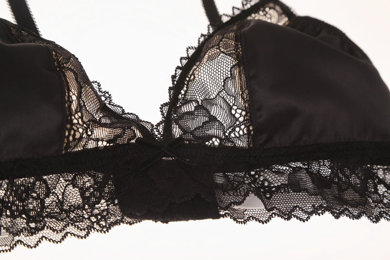 Set aus Satin-Bralette und Höschen 
