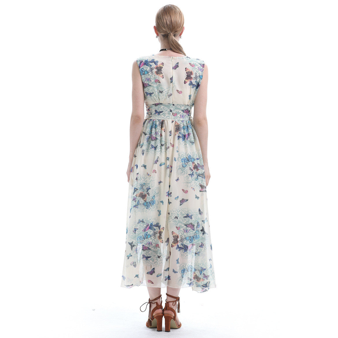 Dreamy Place With Butterfly Flying Around Maxi Dress - sofyee