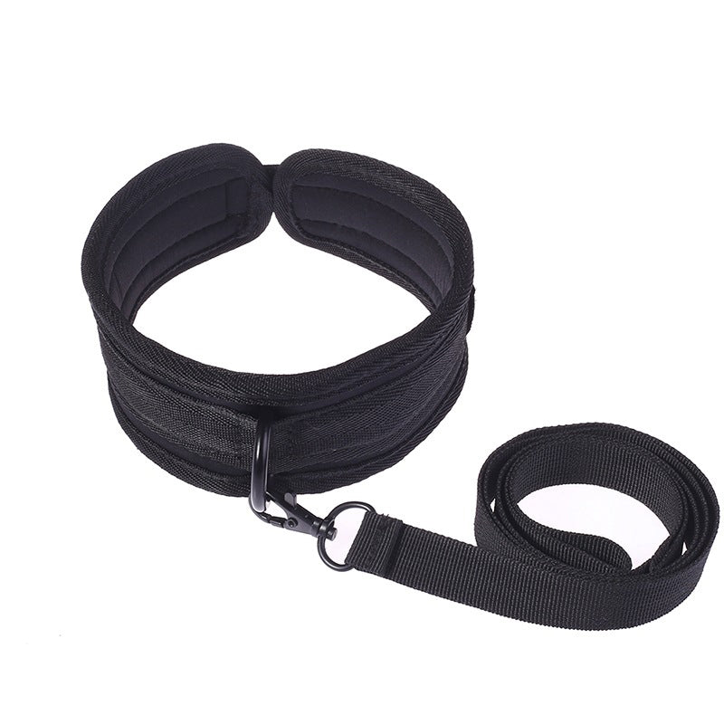 Sexy Black Neck Ring Collar Item
