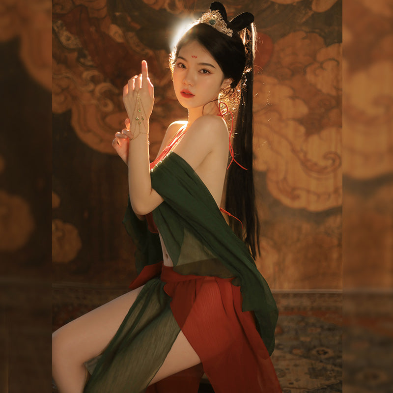 Sexy Chinese Maid