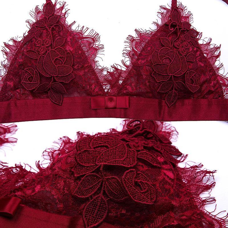 Cute Flowery Lace Bra & Panty Set