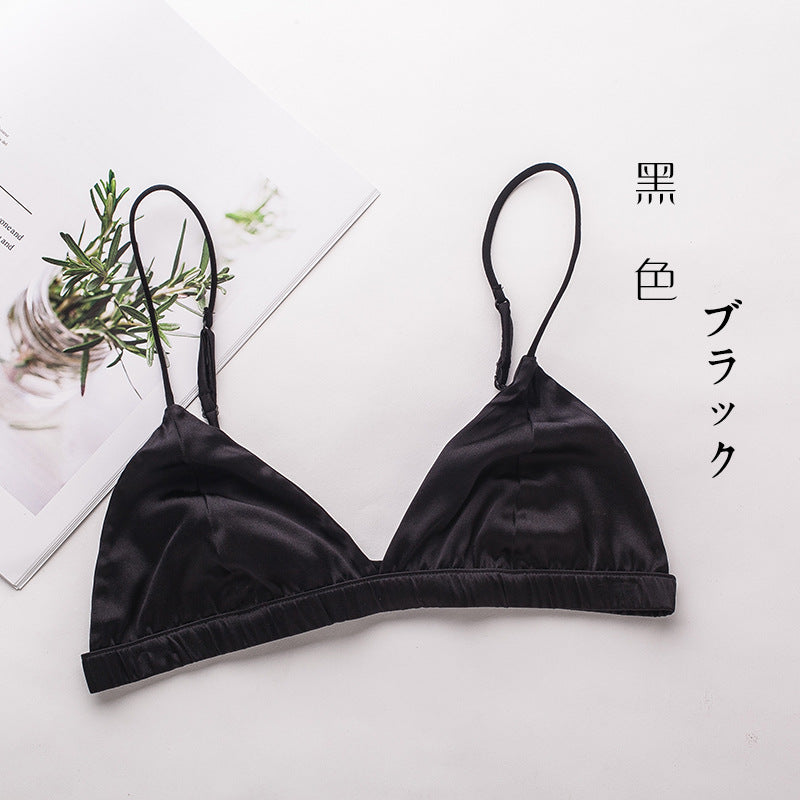 Süßes, bequemes, weiches Bralette aus Seide von Sweetie 