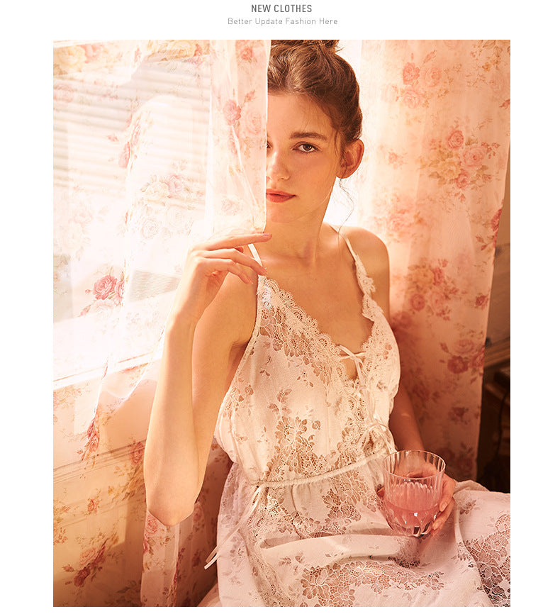 Elegant Pretty Flower Quality Lace Baby Doll Set