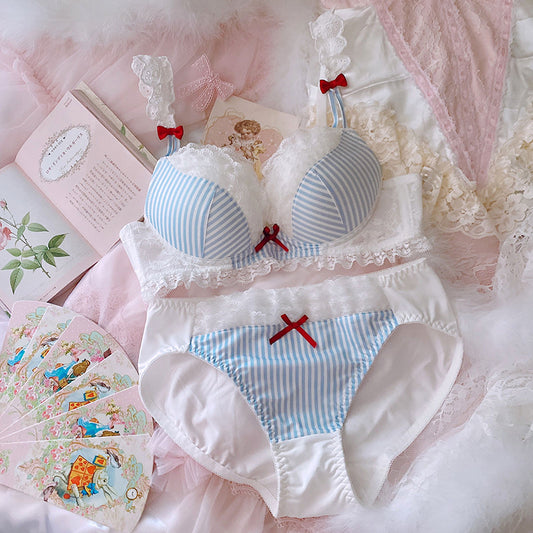 Japanisches Mädchen, süßes, sexy, blau gestreiftes Kuchen-Spitzen-BH-Set in Übergröße 