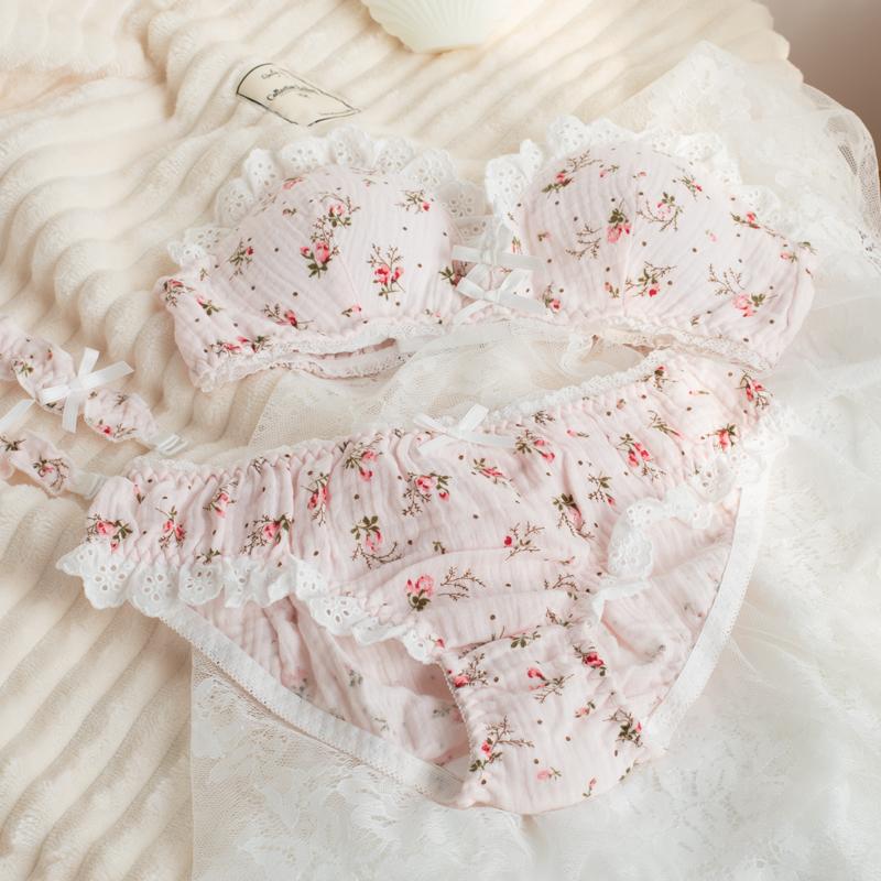 Japanese cute floral no steel ring triangle cup bra set
