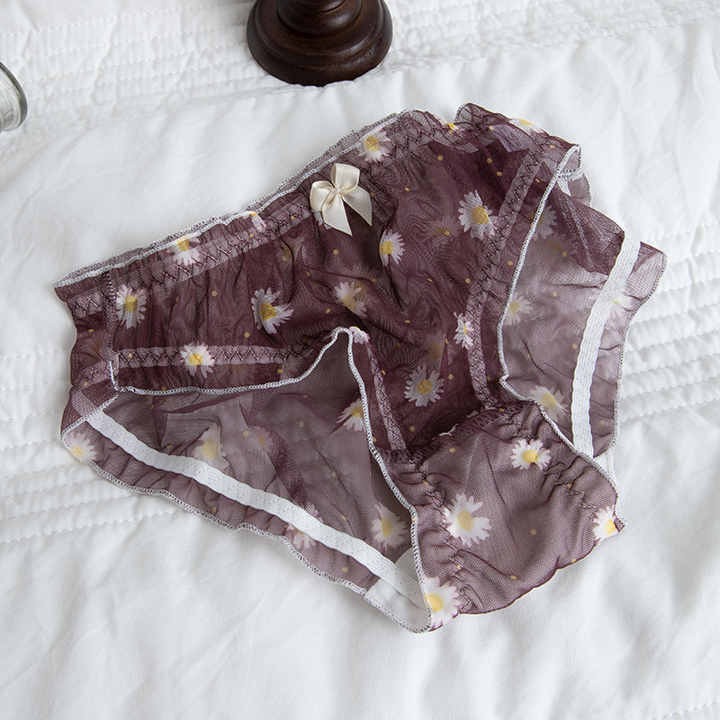 Japanese net yarn cute little wrinkle chrysanthemum sexy panties