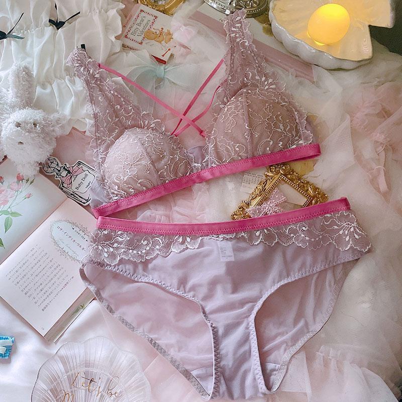 Pink and purple sexy girl lace cross beautiful back underwear no steel ring triangle cup bra set