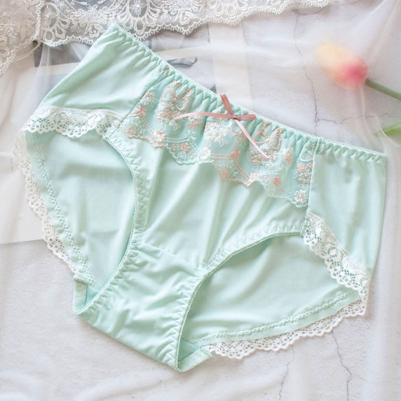 Japanese Spring Flower Blossom Cute Sweetie Push Up Bra Set