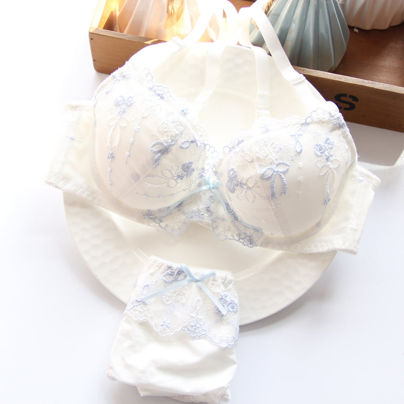 Dot Flower Lace Sweetie Heart Wave Trimmed Bra Set