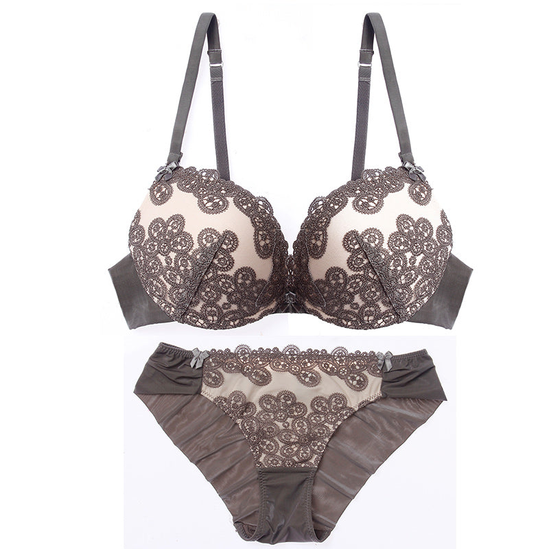 Deadly Flirt Lace Push Up Bra Set